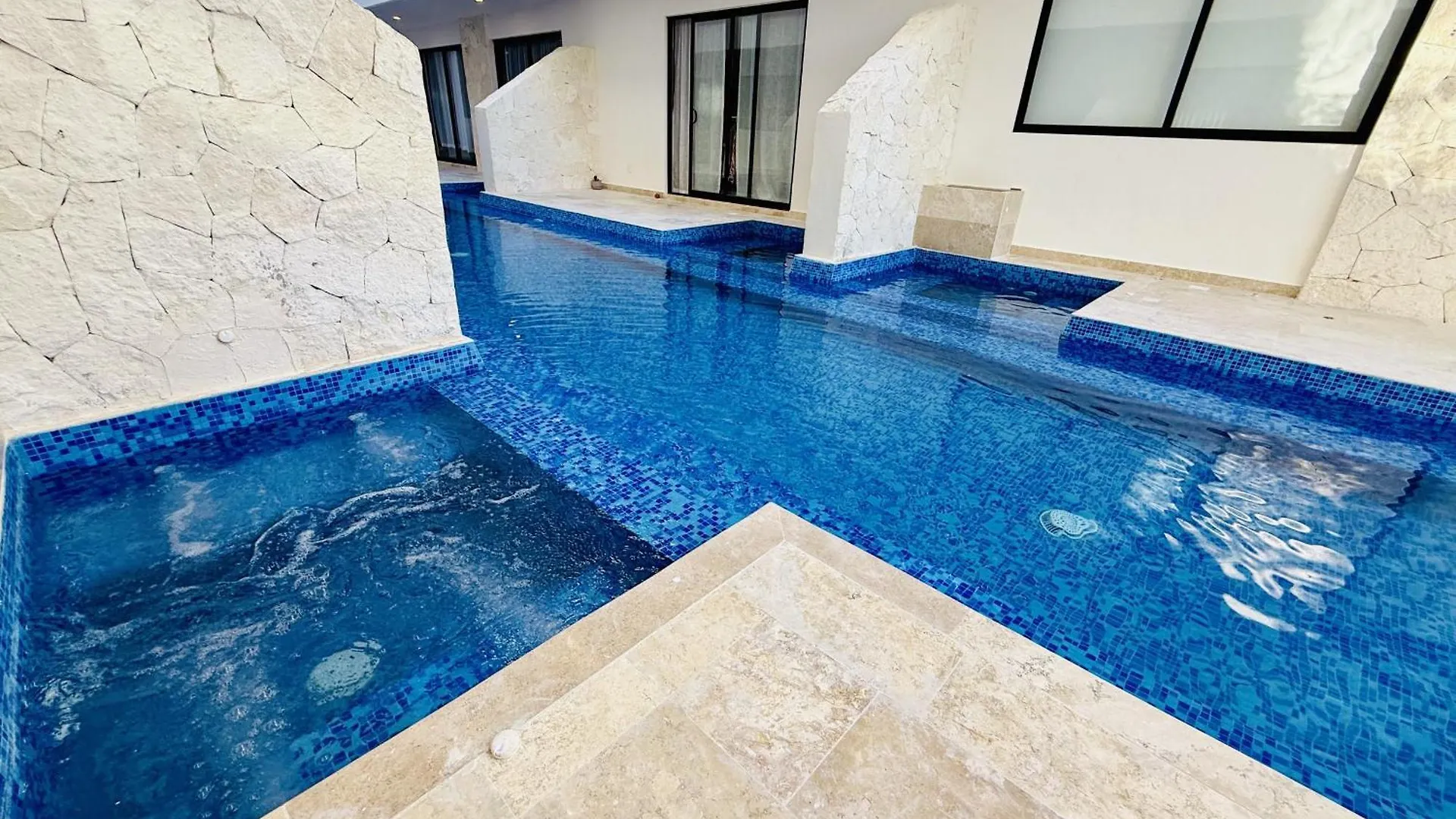2-Bedroom Apartment With Pool In Aldea Zama Tulum Messico